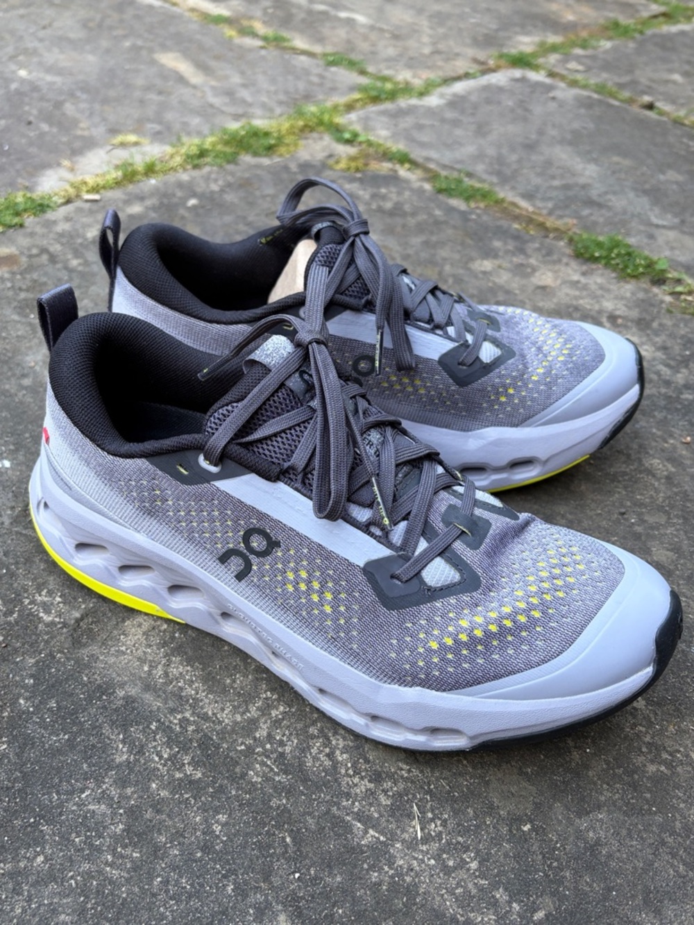 On Cloudsurfer Trail 2 women’s running shoes Nearly New Iron Lilac